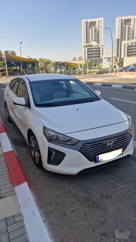 יונדאי איוניק