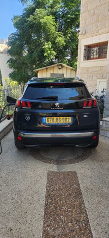 פיג'ו 3008