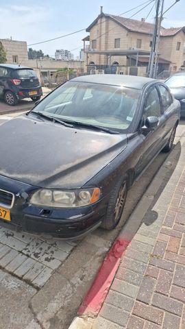 וולוו S60
