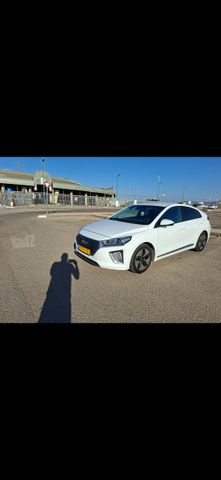 יונדאי איוניק