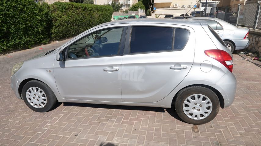 יונדאי i20