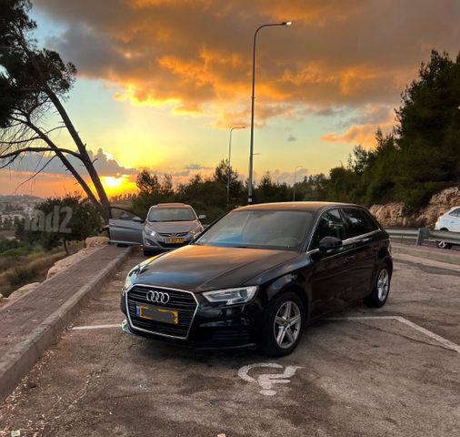 מודעת רכב אאודי A3