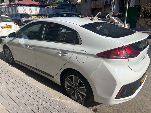 מודעת רכב יונדאי איוניק
