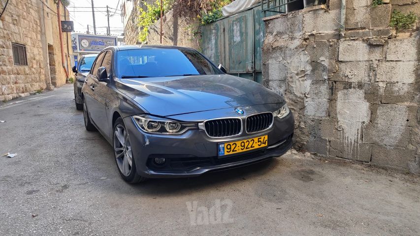 מודעת רכב ב מ וו סדרה 3