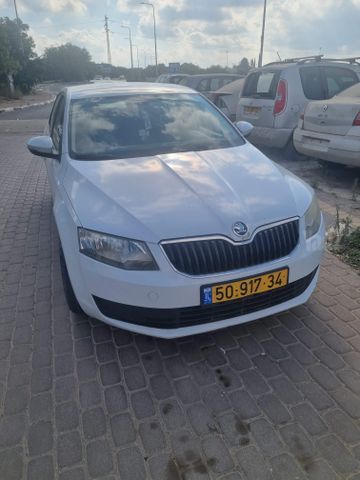 סקודה אוקטביה