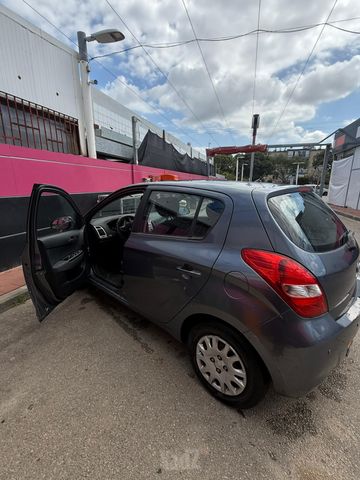 מודעת רכב יונדאי i20