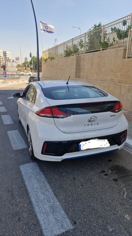 יונדאי איוניק