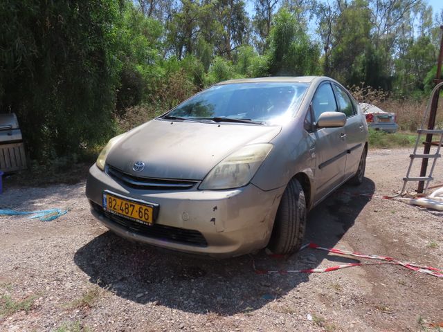 טויוטה פריוס