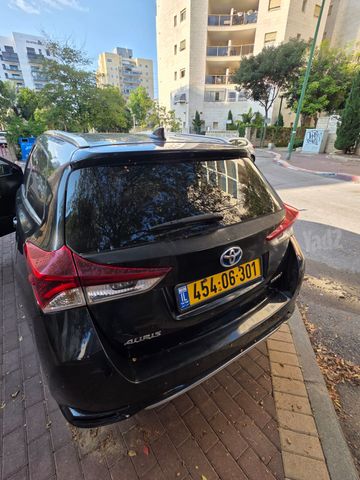 טויוטה אוריס