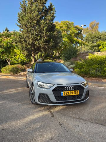 אאודי A1