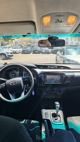 טויוטה היילקס