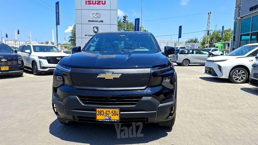 מודעת רכב שברולט סילברדו EV