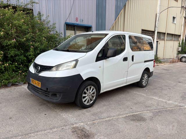 מודעת רכב ניסאן NV200