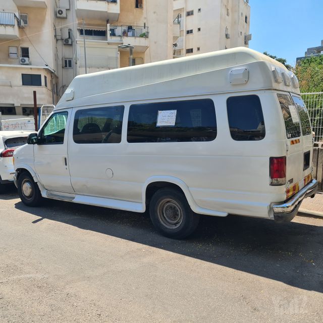 פורד אקונוליין