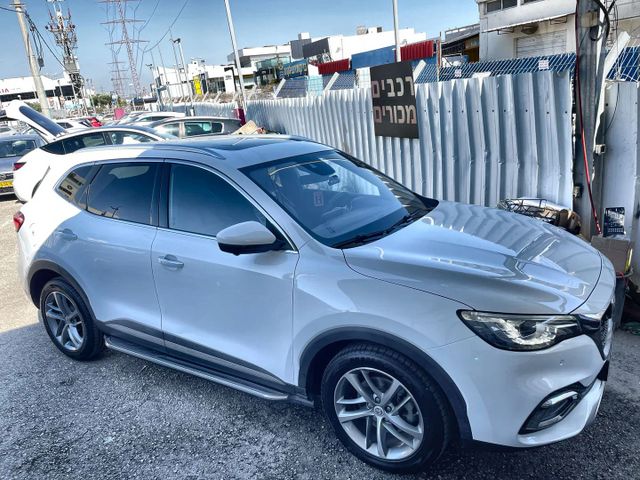 אם ג'י EHS PHEV