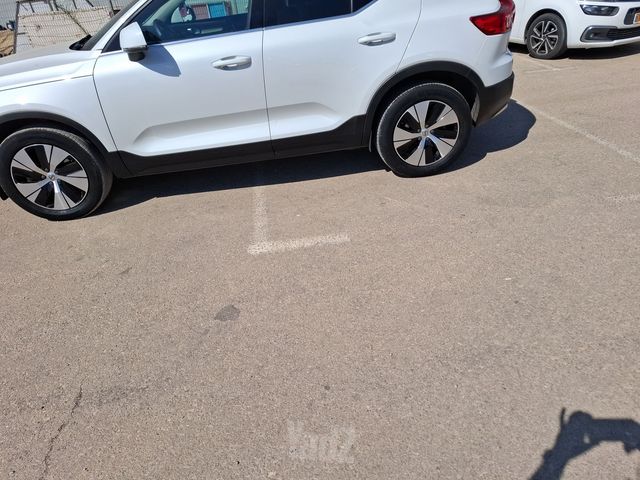 וולוו XC40