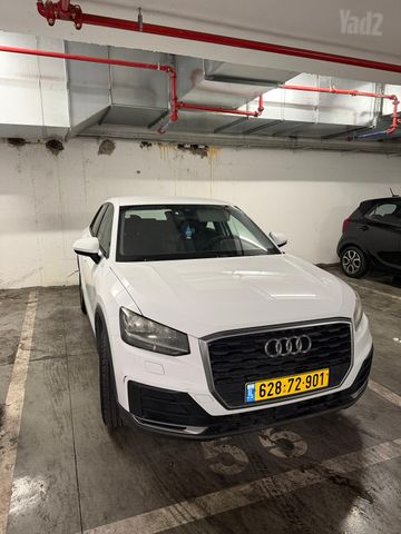 אאודי Q2
