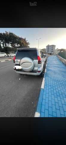 טויוטה לנד קרוזר