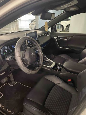 טויוטה RAV4