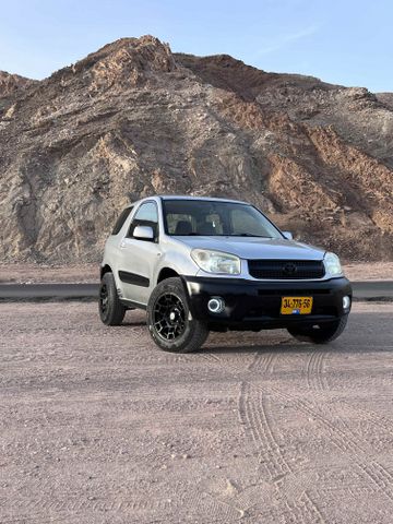 טויוטה RAV4