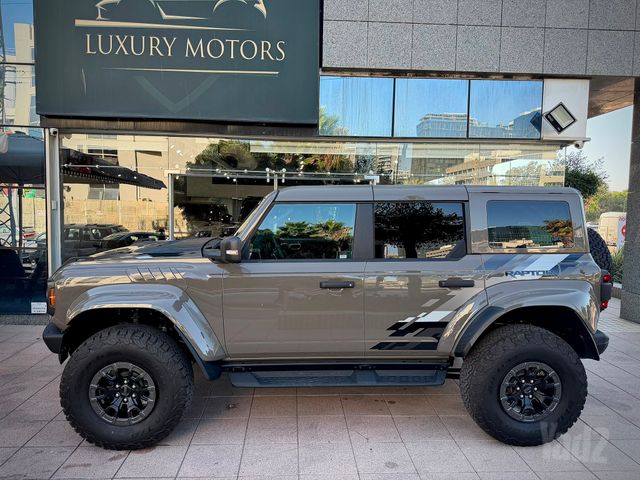 ברונקו Raptor אוט׳ פנאי-שטח 4 דל 3.0 (418 כ״ס)