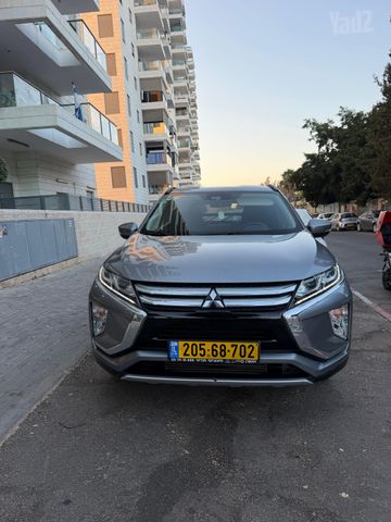 מיצובישי אקליפס קרוס