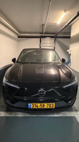 מודעת רכב וולוו EX30