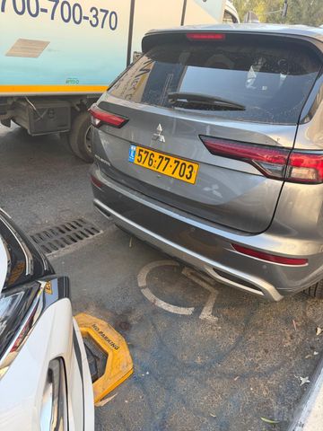 מיצובישי אאוטלנדר