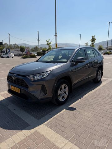מודעת רכב טויוטה RAV4