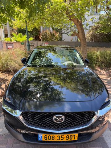 CX-30 Premium אוט׳ 2.5 (195 כ״ס)