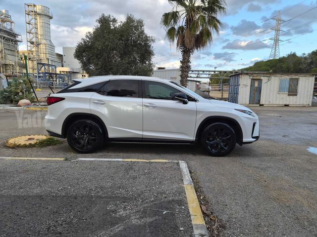 לקסוס RX