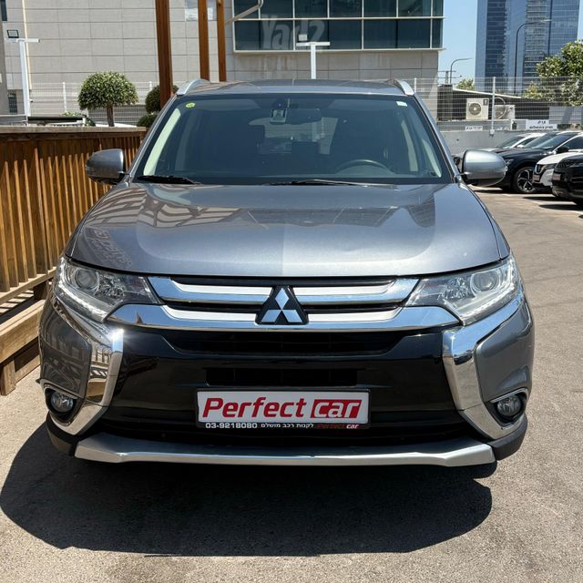 מיצובישי אאוטלנדר