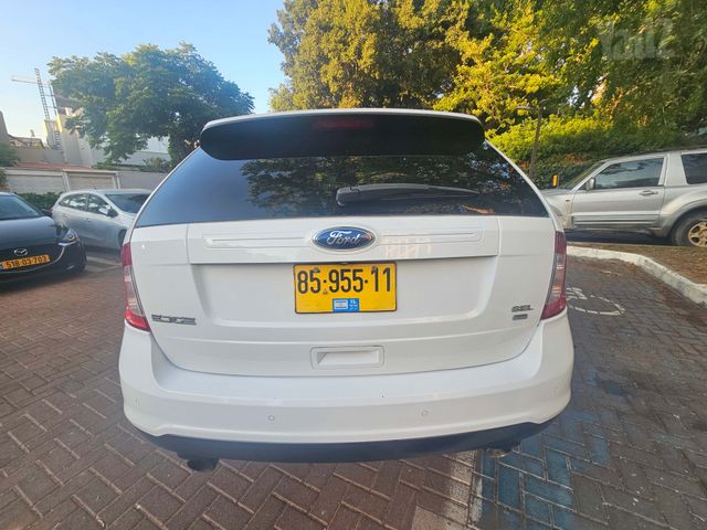 פורד אדג'