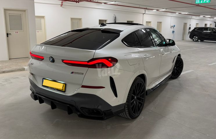 ב מ וו X6 M