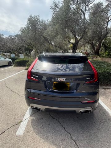 קאדילק XT4
