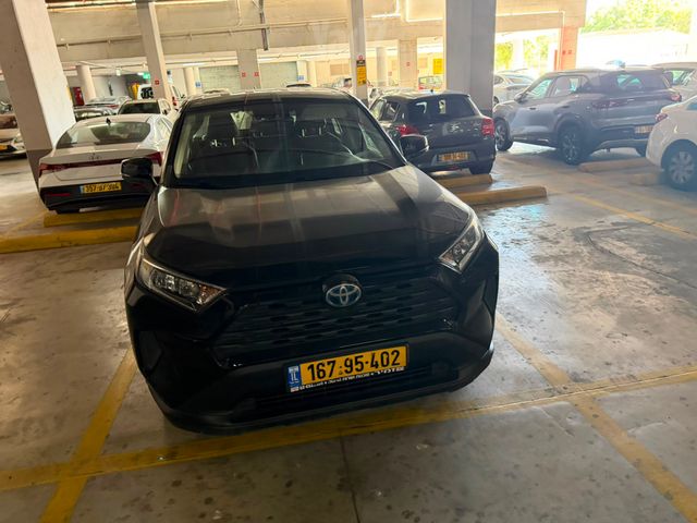 מודעת רכב טויוטה RAV4