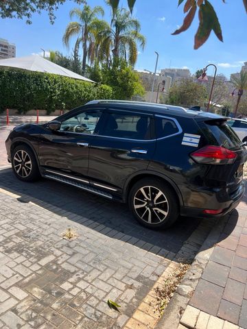 ניסאן אקס טרייל