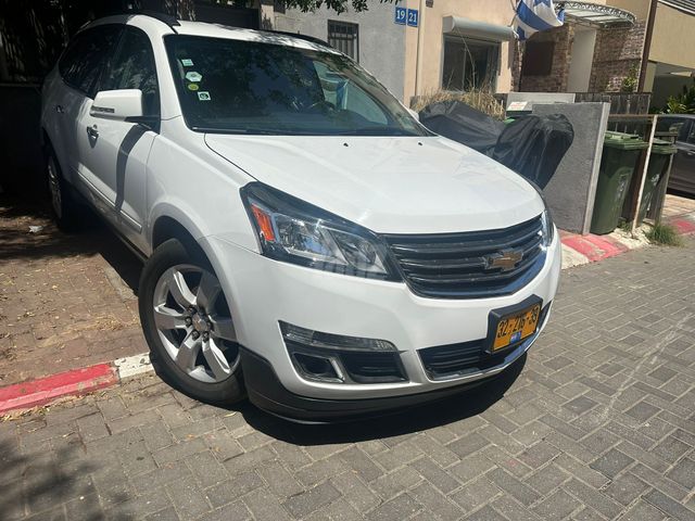 שברולט טראוורס
