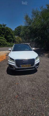 אאודי Q2