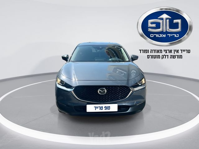 מודעת רכב מאזדה CX-30