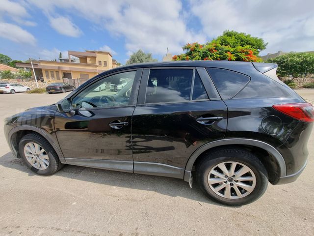 מודעת רכב מאזדה CX-5