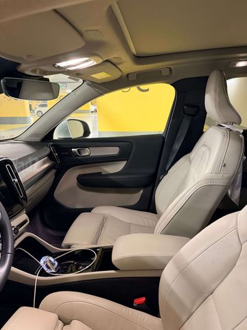 וולוו XC40