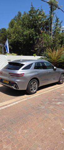 ג'נסיס GV70