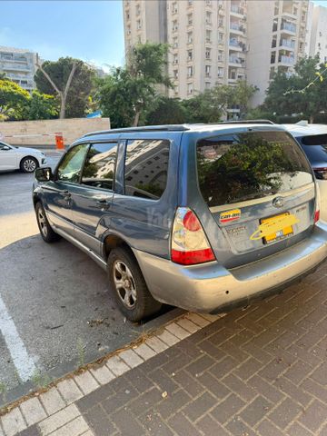 סובארו פורסטר