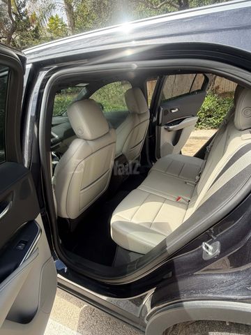 קאדילק XT4
