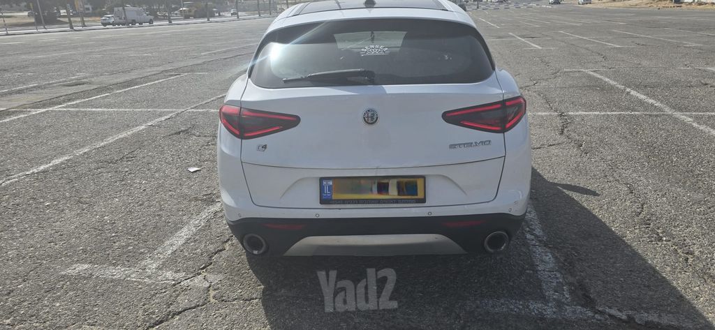 אלפא רומיאו סטלביו
