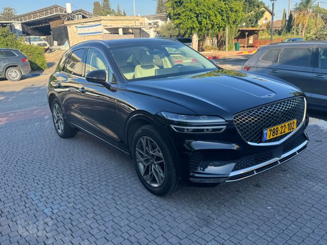 ג'נסיס GV70