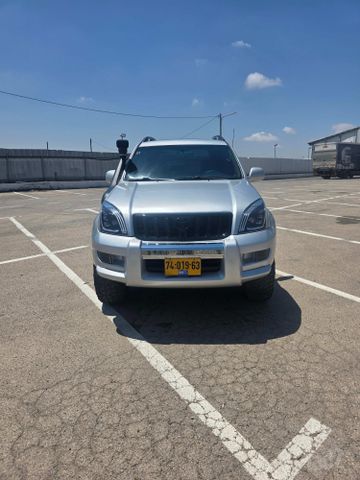 טויוטה לנד קרוזר