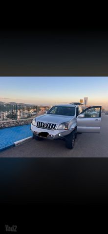 טויוטה לנד קרוזר
