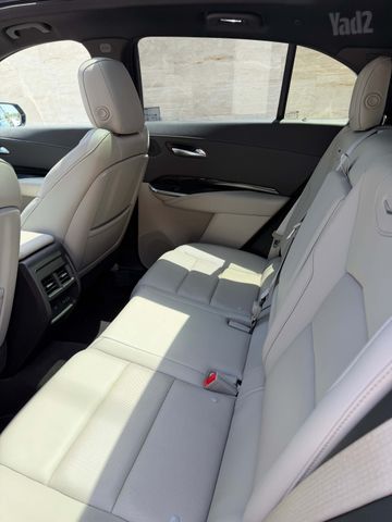 קאדילק XT4